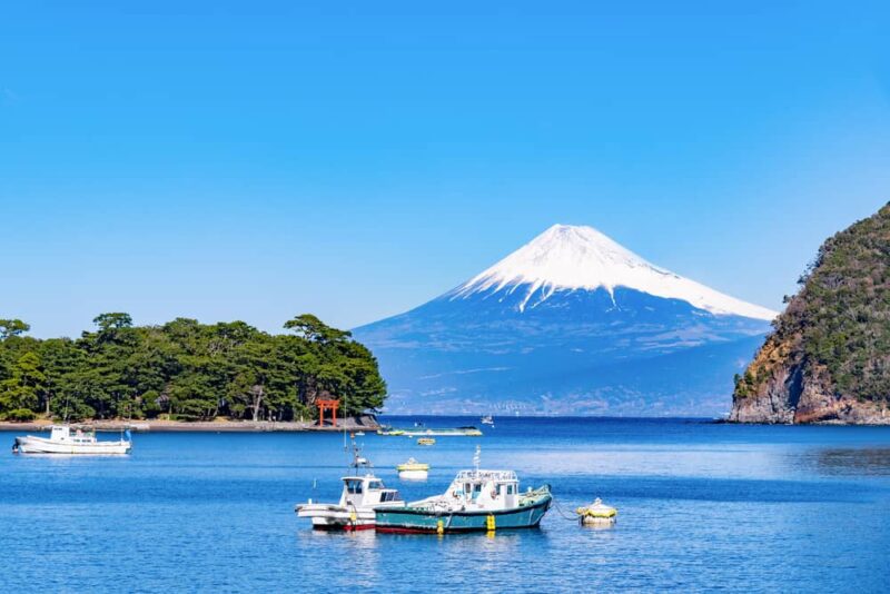 mt-fuji-suruga-bay-seen-heda