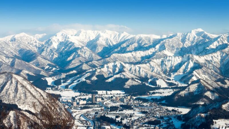 winter-season-yuzawa-niigata-prefecture-japan