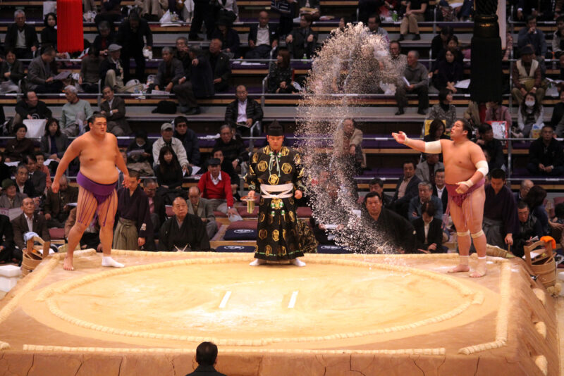 Sumo tournament: Shio-mawashi