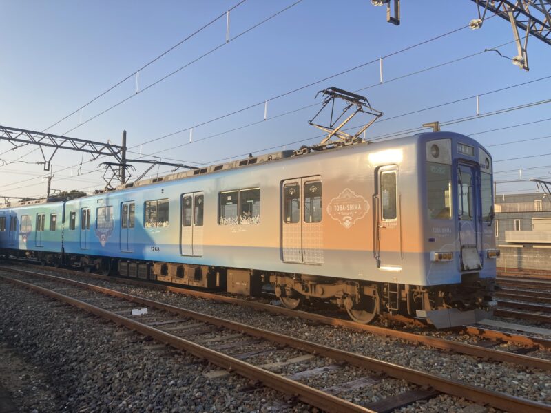 TOBA-SHIMA Memory special decorated train