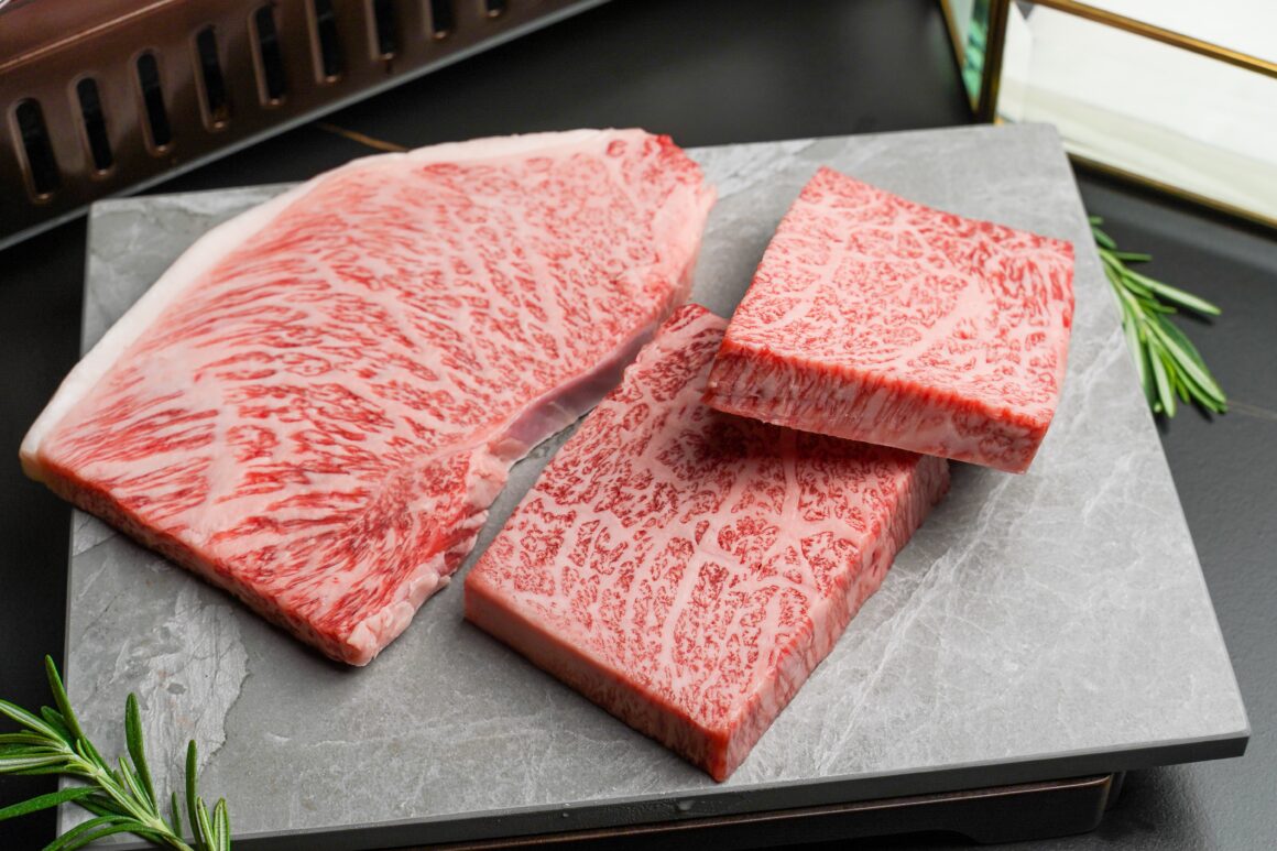 WAGYU SUGIMOTO เนื้อวัววากิวญี่ปุ่น